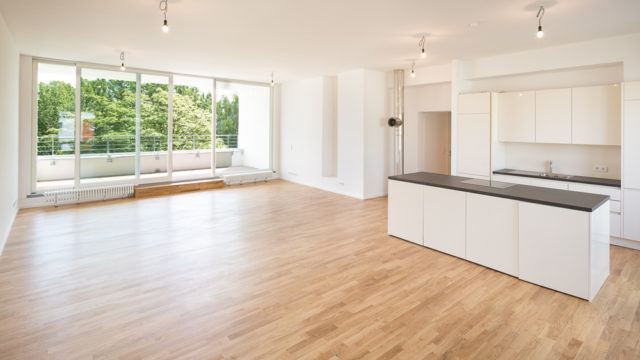 Schlüterstraße – Dachgeschoß ist fertiggestellt